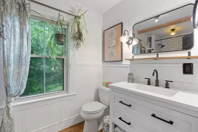 21 Lincoln Street, Medway, MA 02053 - Photo 21