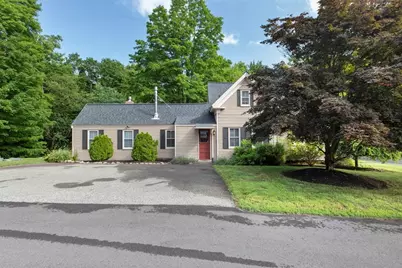 21 Lincoln Street, Medway, MA 02053 - Photo 33