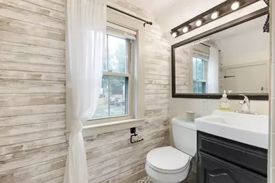 21 Lincoln Street, Medway, MA 02053 - Photo 27