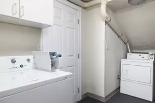 2 Derne St, Boston, MA 02114 - Photo 21