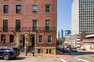 2 Derne St, Boston, MA 02114 - Photo 3