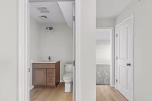 393 Court St, Plymouth, MA 02360 - Photo 13