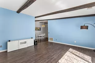 12 Royal Lake Dr, Braintree, MA 02184 - Photo 5