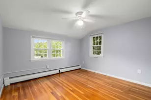 10 Locust St, Burlington, MA 01803 - Photo 19