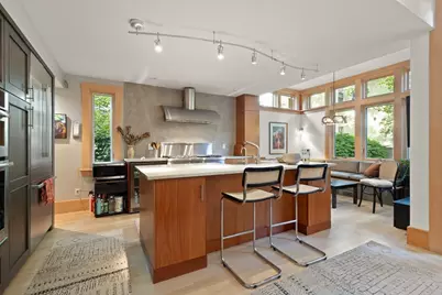 32 Hawthorn St #1, Cambridge, MA 02138 - Photo 17