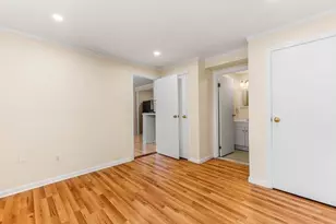 5 Cass St, Boston, MA 02132 - Photo 15