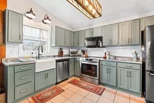 32 Ash St, Winchendon, MA 01475 - Photo 7