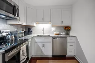 12 Candlewood Ln, Dennis, MA 02639 - Photo 11