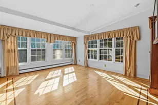 21 Goulding St E, Sherborn, MA 01770 - Photo 9