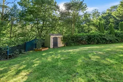21 Goulding St E, Sherborn, MA 01770 - Photo 33