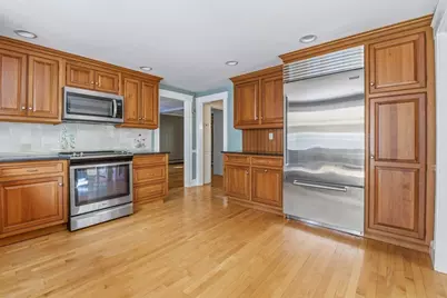 21 Goulding St E, Sherborn, MA 01770 - Photo 3