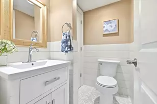 15 Belmont St, Boston, MA 02129 - Photo 13