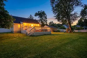 26 Brooksbie Rd, Bedford, MA 01730 - Photo 37