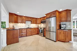 26 Brooksbie Rd, Bedford, MA 01730 - Photo 5