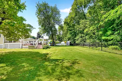26 Brooksbie Rd, Bedford, MA 01730 - Photo 29