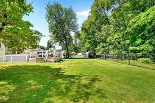 26 Brooksbie Rd, Bedford, MA 01730 - Photo 29