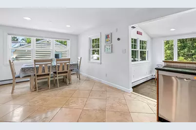 26 Brooksbie Rd, Bedford, MA 01730 - Photo 9
