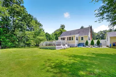 26 Brooksbie Rd, Bedford, MA 01730 - Photo 31