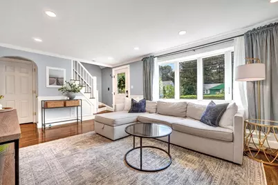 26 Brooksbie Rd, Bedford, MA 01730 - Photo 3