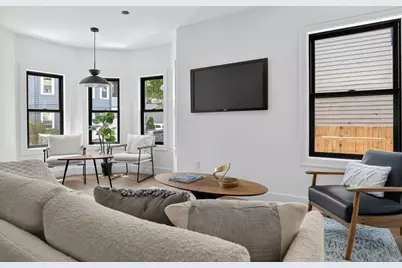 37 Kingston St #A, Somerville, MA 02144 - Photo 1