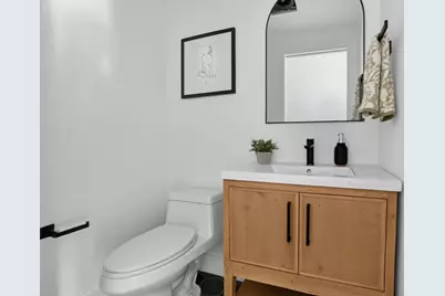 37 Kingston St #A, Somerville, MA 02144 - Photo 11