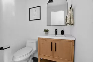 37 Kingston St, Somerville, MA 02144 - Photo 11