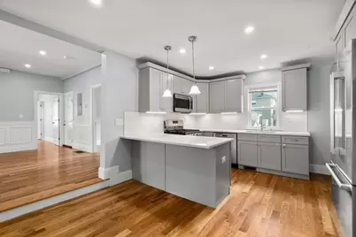 1000 River #2, Boston, MA 02136 - Photo 3