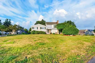 96 Sunrise Ave, Leominster, MA 01453 - Photo 3