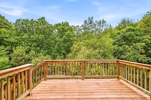 46 Tulip Cir, Grafton, MA 01560 - Photo 15