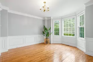 46 Tulip Cir, Grafton, MA 01560 - Photo 5