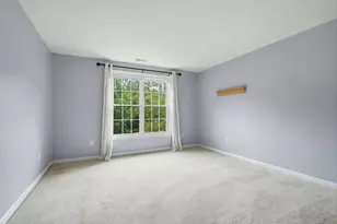 46 Tulip Cir, Grafton, MA 01560 - Photo 27