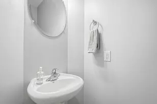 46 Tulip Cir, Grafton, MA 01560 - Photo 33