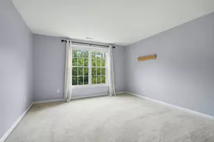 46 Tulip Cir, Grafton, MA 01560 - Photo 27