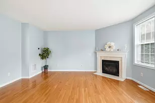 46 Tulip Cir, Grafton, MA 01560 - Photo 13