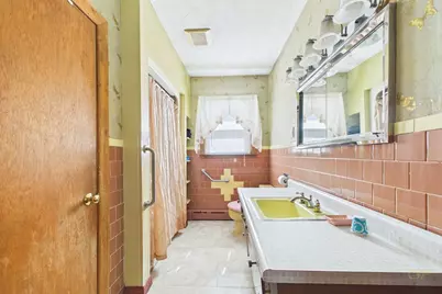 3979 Acushnet Ave, New Bedford, MA 02745 - Photo 25