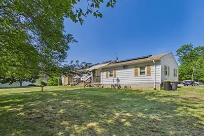 3979 Acushnet Ave, New Bedford, MA 02745 - Photo 9