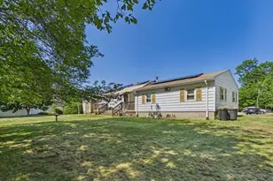 3979 Acushnet Ave, New Bedford, MA 02745 - Photo 9
