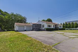 3979 Acushnet Ave, New Bedford, MA 02745 - Photo 3