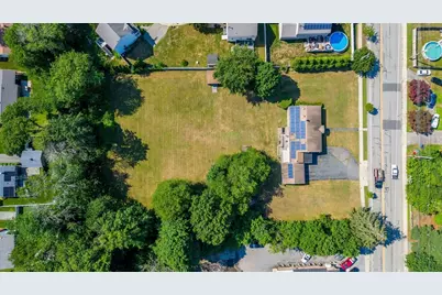 3979 Acushnet Ave, New Bedford, MA 02745 - Photo 11