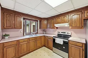 10 Bramucci St, Ludlow, MA 01056 - Photo 27