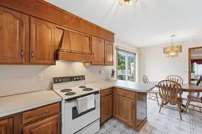 10 Bramucci Street, Ludlow, MA 01056 - Photo 11