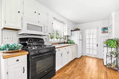 187 Low St #1, Newburyport, MA 01950 - Photo 13