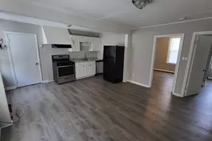 84 Pleasant St, Lowell, MA 01852 - Photo 3