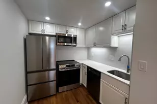 231 Beacon St, Boston, MA 02116 - Photo 3
