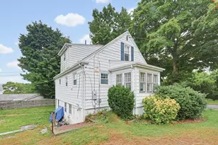 60 Newhill Ave, Somerset, MA 02726 - Photo 41