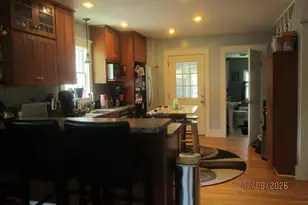 183 Compos St, Somerset, MA 02726 - Photo 7