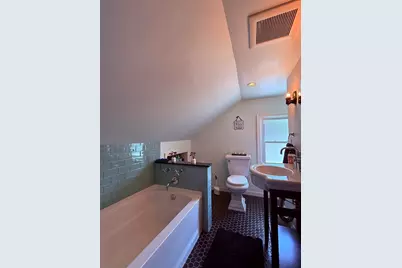 183 Compos St, Somerset, MA 02726 - Photo 13