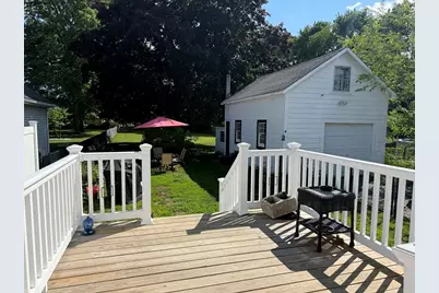 183 Compos St, Somerset, MA 02726 - Photo 3