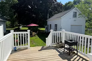 183 Compos St, Somerset, MA 02726 - Photo 3