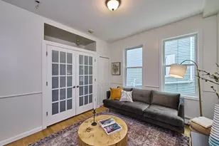 9 Mullins Ct, Cambridge, MA 02141 - Photo 3